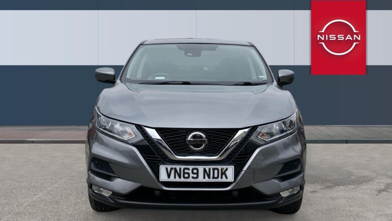 Nissan Qashqai 1.3 DiG-T Acenta Premium 5dr Petrol Hatchback